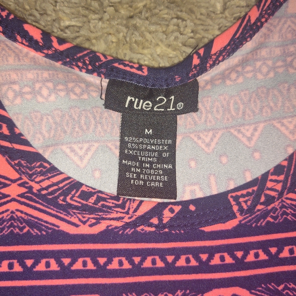 Tank top - Picture 4 of 4